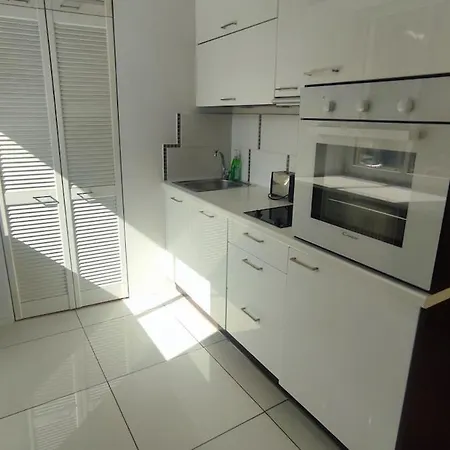 Lägenhet Bright 2-bdrm *