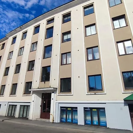 Bright 2-bdrm Lägenhet *