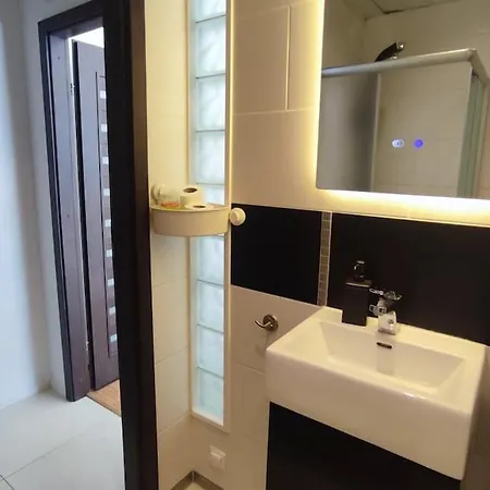 Apartment Bright 2-bdrm Tallinn